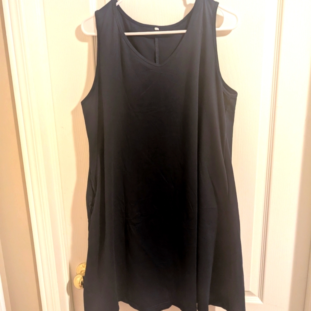 NWOT Women's 2XL Amazon Sleeveless Dress